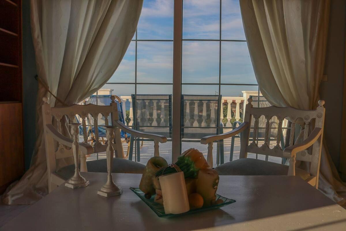Theros Villa Planos  Bagian luar foto