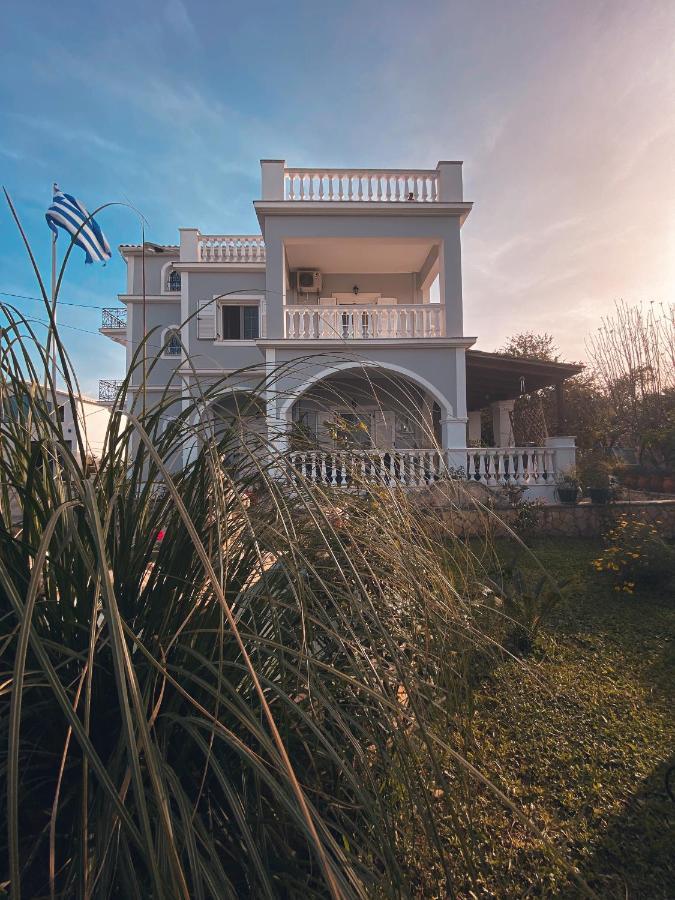 Theros Villa Planos  Bagian luar foto