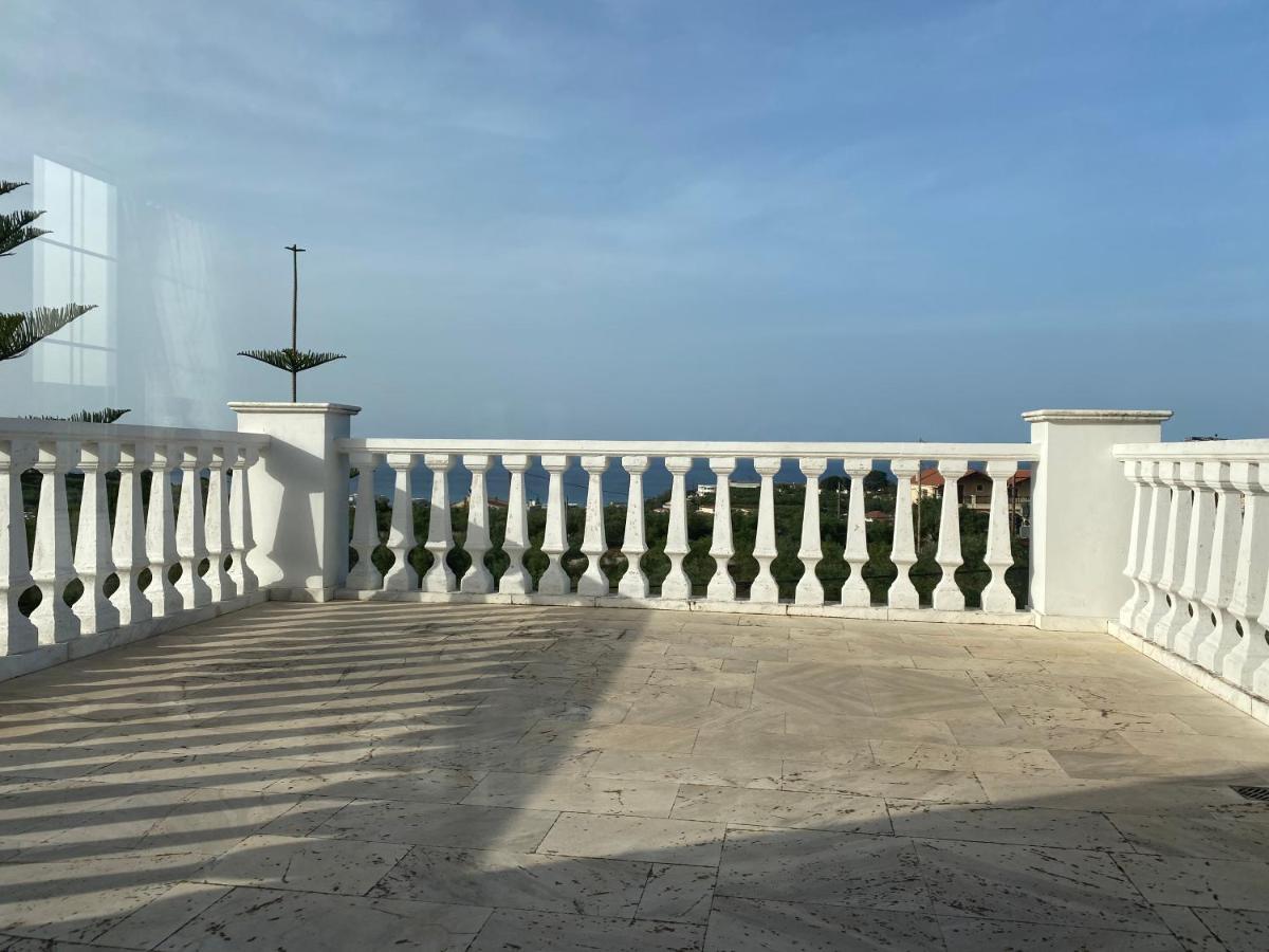 Theros Villa Planos  Bagian luar foto