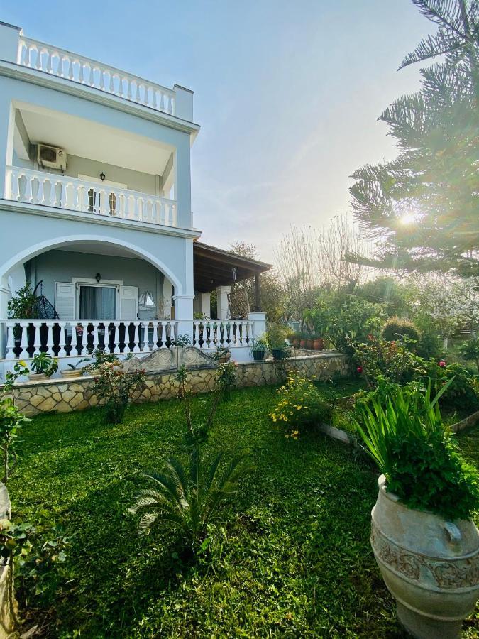 Theros Villa Planos  Bagian luar foto